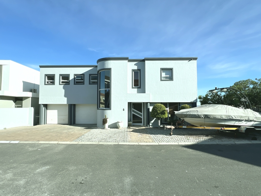 4 Bedroom Property for Sale in Calypso Beach Western Cape
